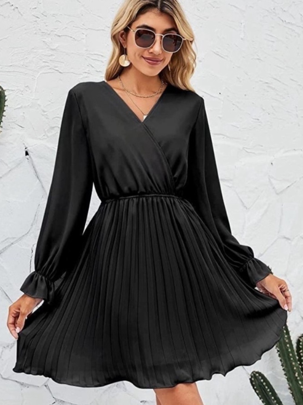 Size L 1940s Vibes BBX LEphsnt v neck accordion dress Size Large